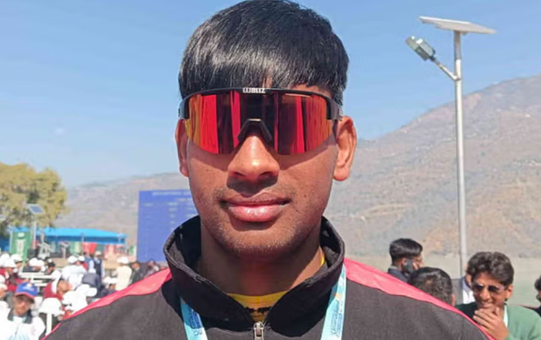 Uttarakhand’s Prabhat Kumar Wins Gold in Kayaking