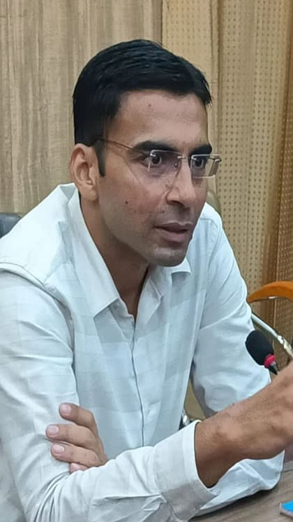 On DM’s direction, officials continue to camp in disaster hit areas