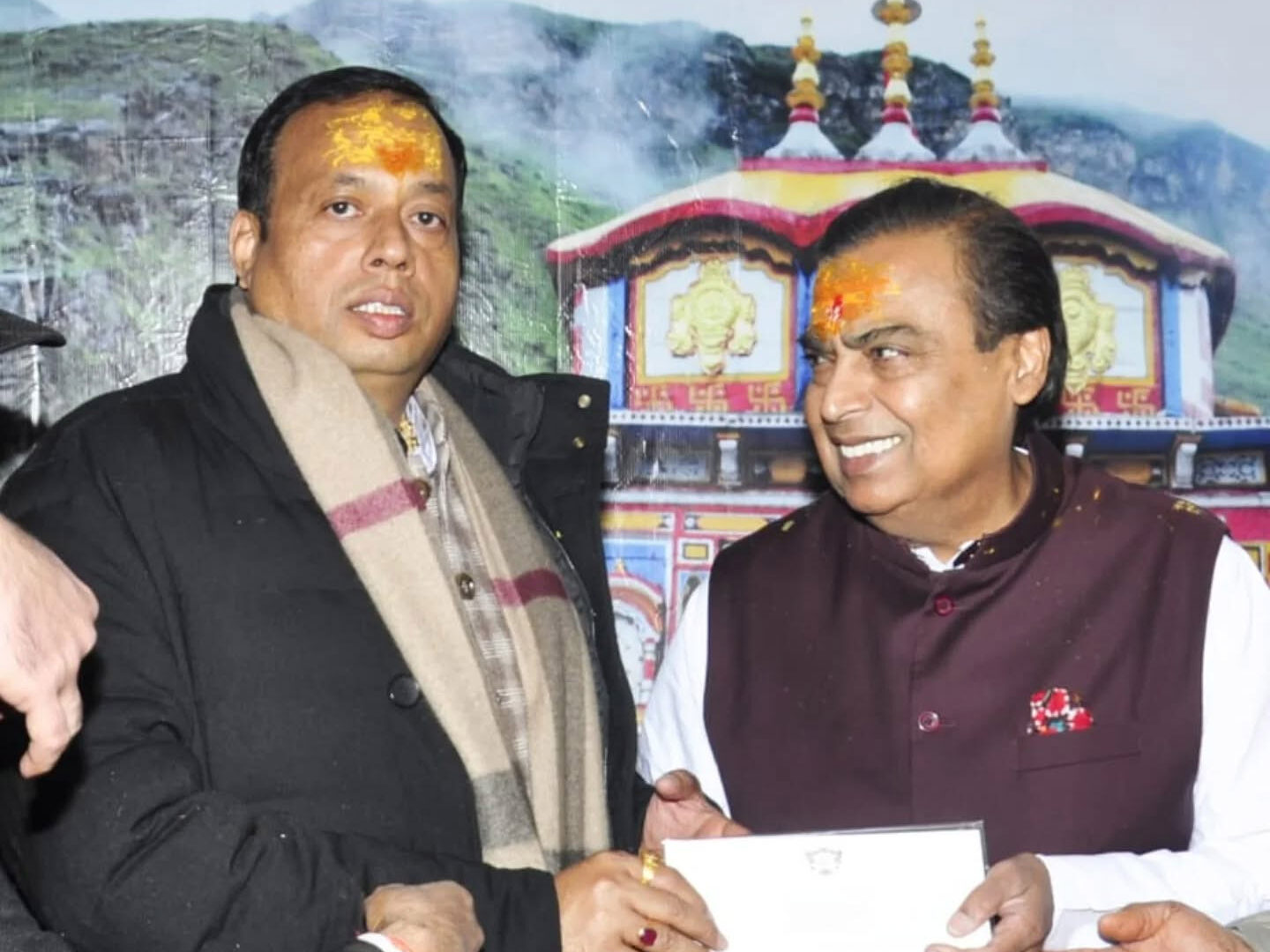 Mukesh Ambani offers prayers at Badrinath and Kedarnath, donates Rs 10 crores