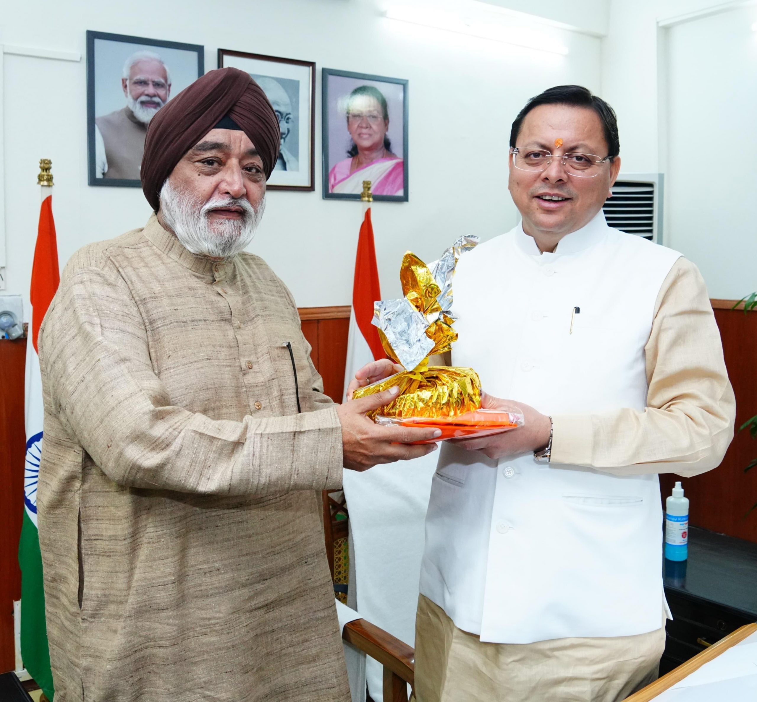 Chairman of Hemkund Sahib Management Trust meets CM, appreciates state govt’s support