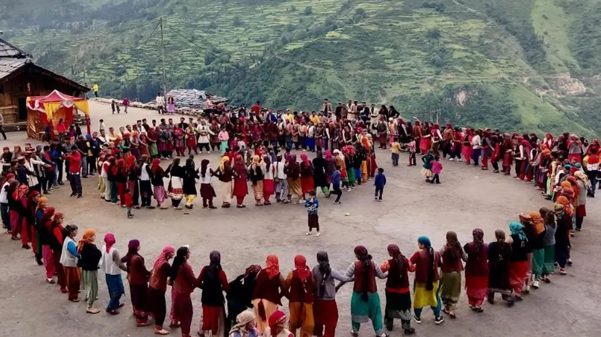 folk-dance uttarakhand