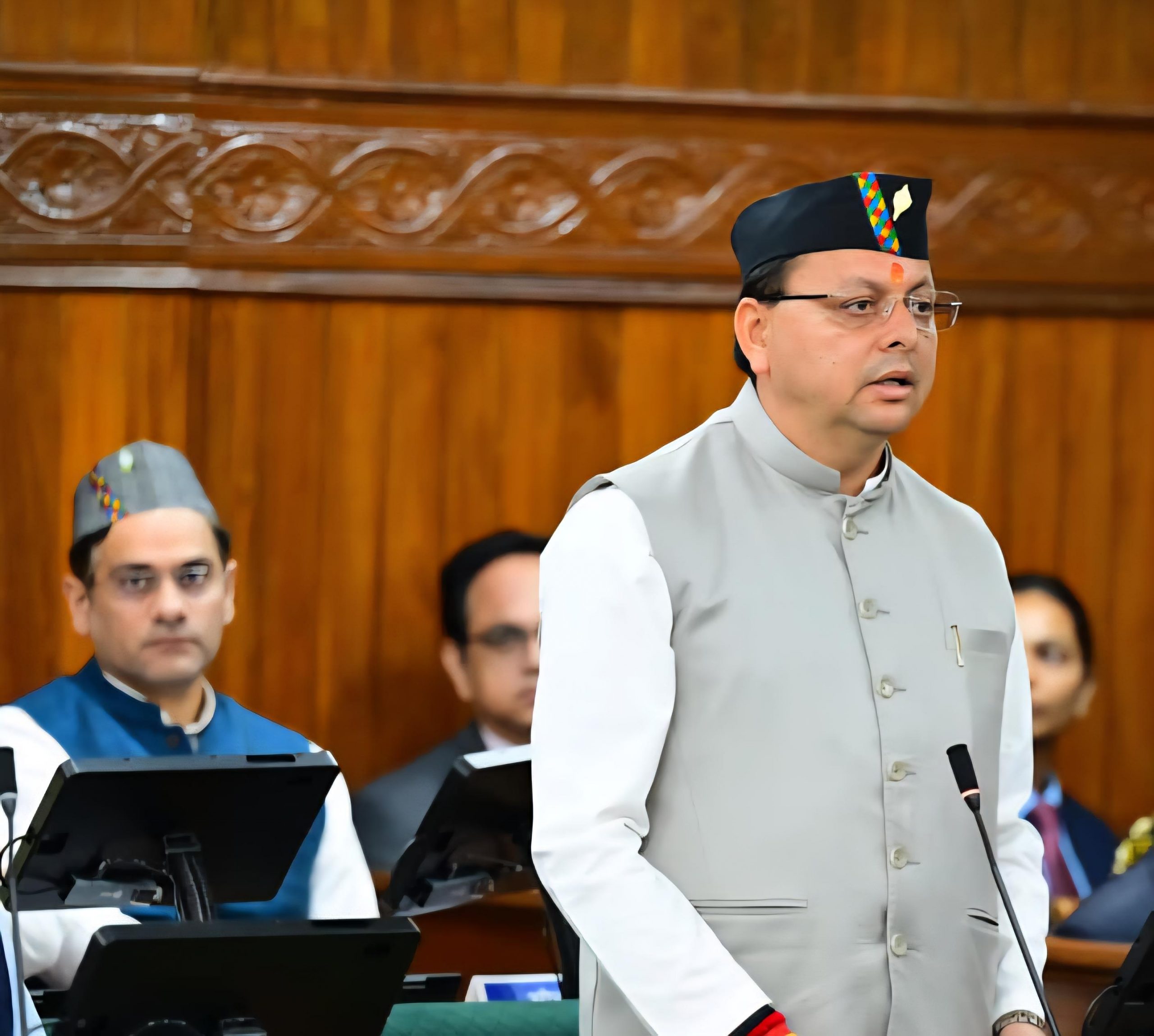 Murmu leads ovation as House celebrates Women’s Cricket World Cup win