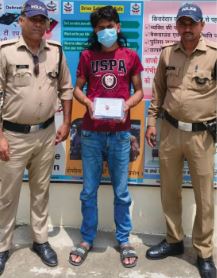 dehradun-illegal-pistol-goes-off-during-display-in-om-city-flat-one-injured-accused-gopal-sharma-alias-bhindi-arrested