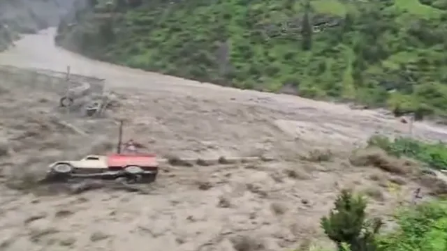 Chamoli: Flood in Tamak Stream Sweeps Away Valley Bridge, Rescue Teams Search for Missing Havildar